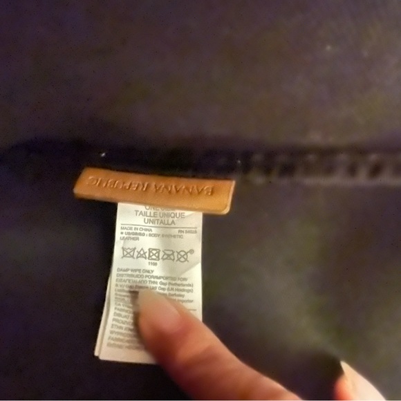 Banana Republic navy patterned faux leather zip up bag. - Picture 5 of 5